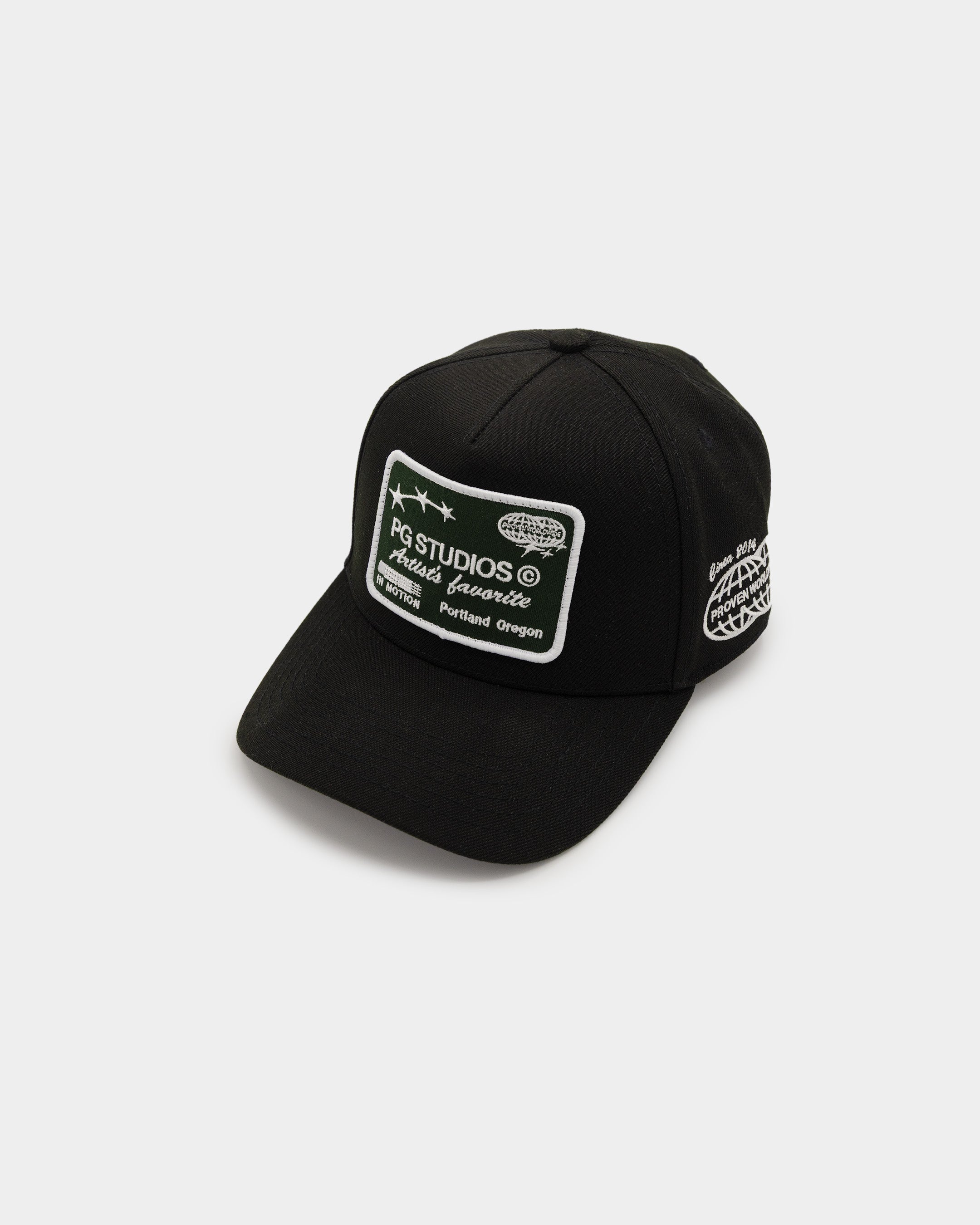 #design_pg studios #color_black